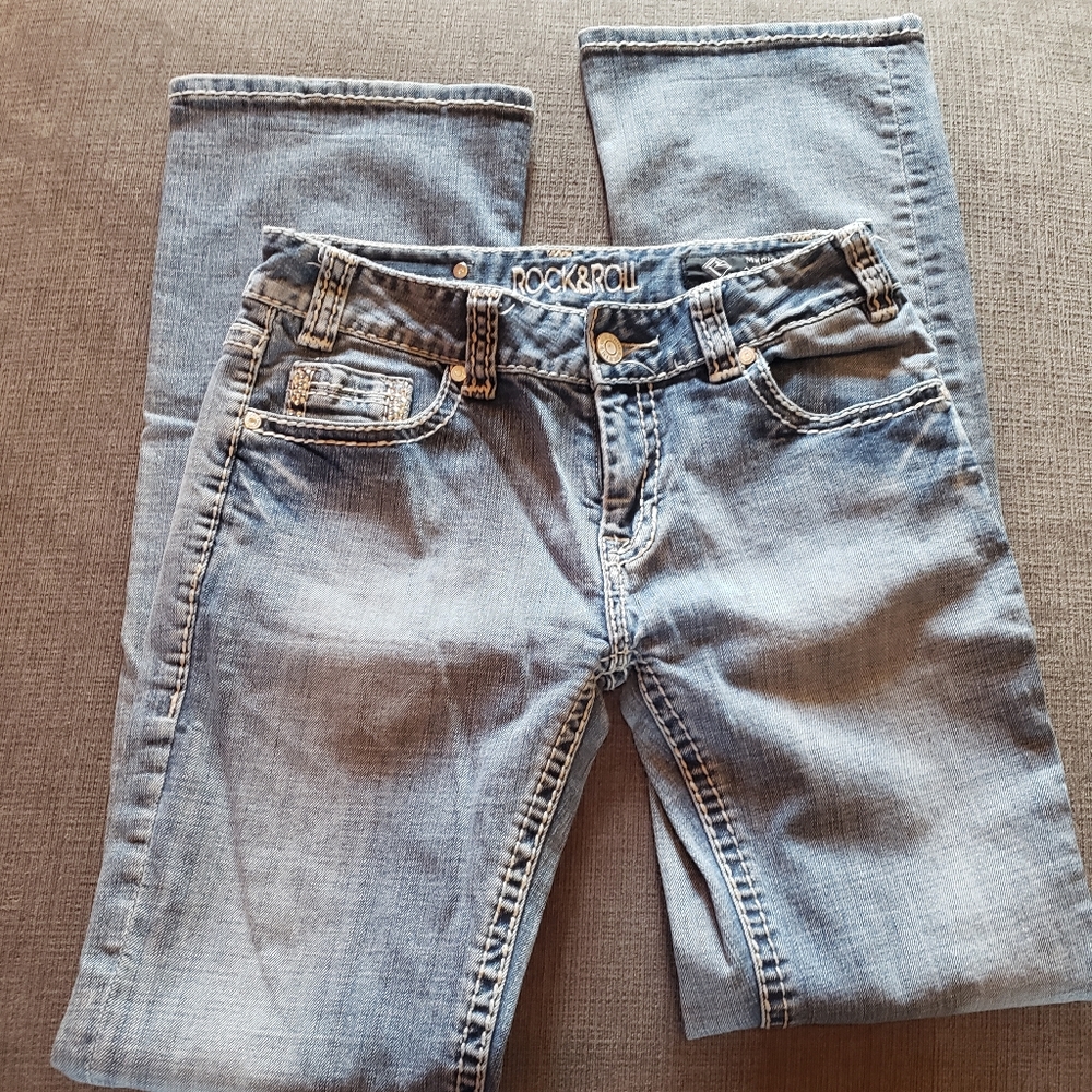 Womens mid rise Rock & Roll jeans size 28x34